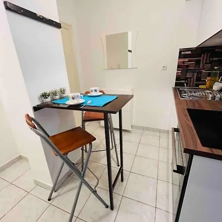 Appartement Center With Balcony *